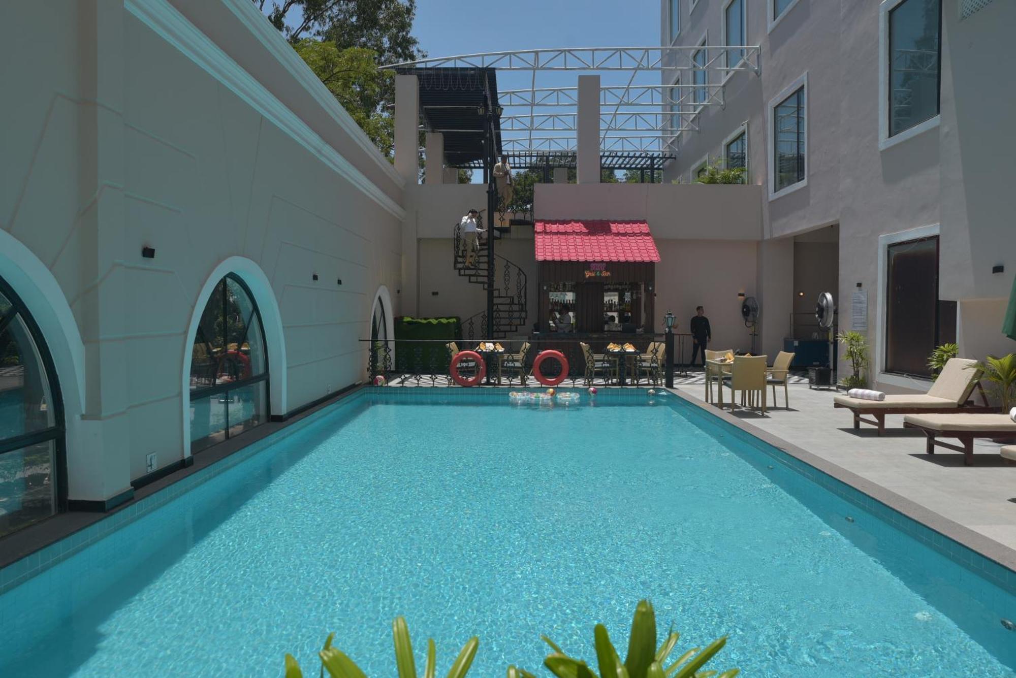 Hotel Polo Towers Agartala Exterior photo